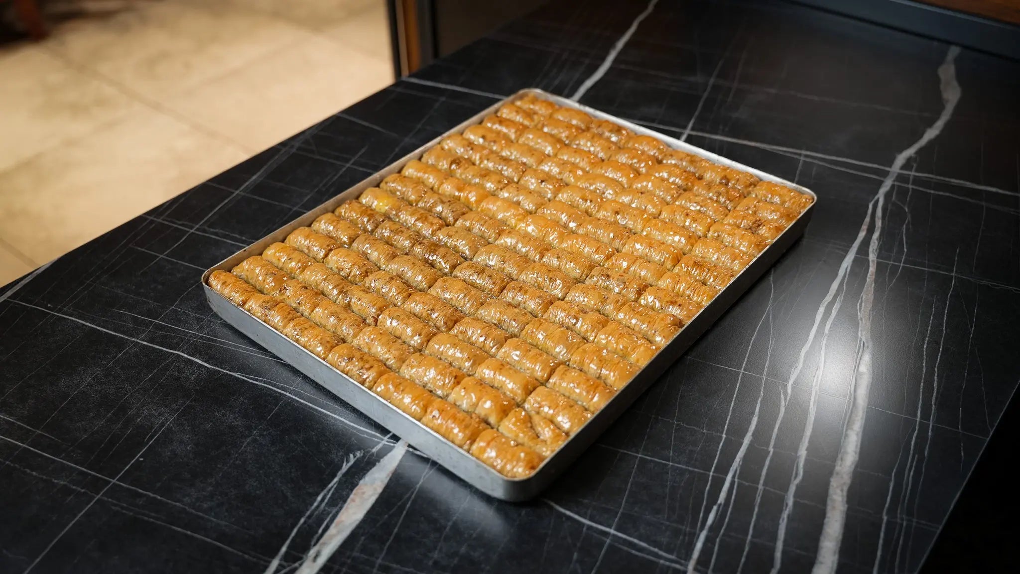 Gerollte Baklava mit Walnuss Blech | ca. 3800 g – Back-Lava
