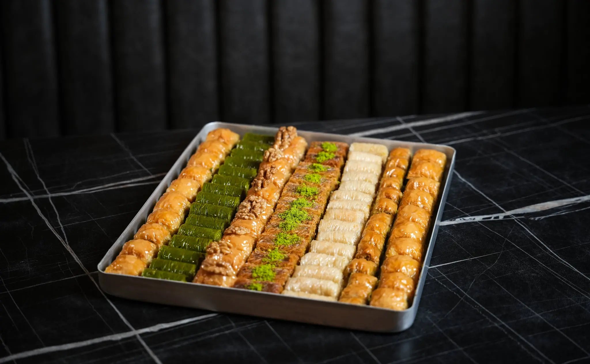 Geschenk Blech Premium Baklava - ca. 3.2 kg