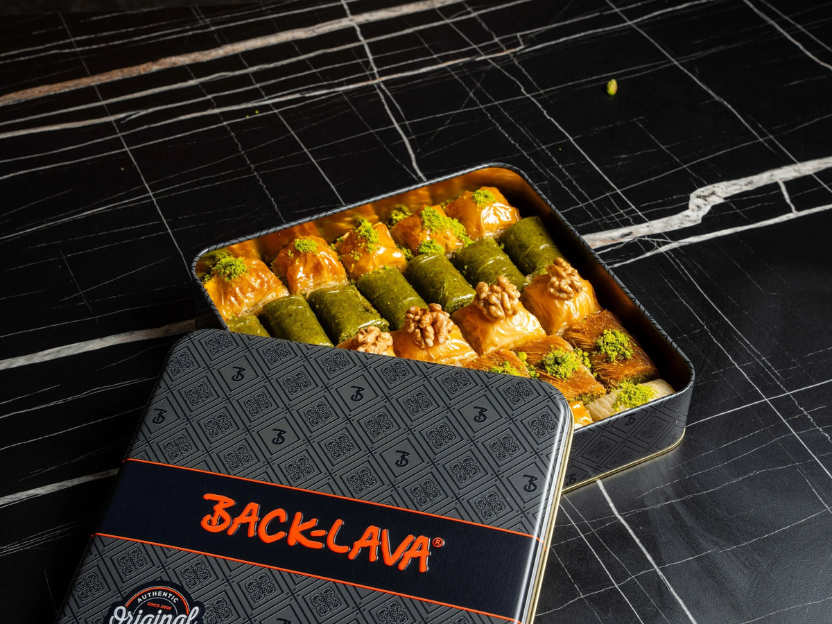 Geschenk Box Premium – Exklusive Auswahl traditioneller Baklava-Spezialitäten 