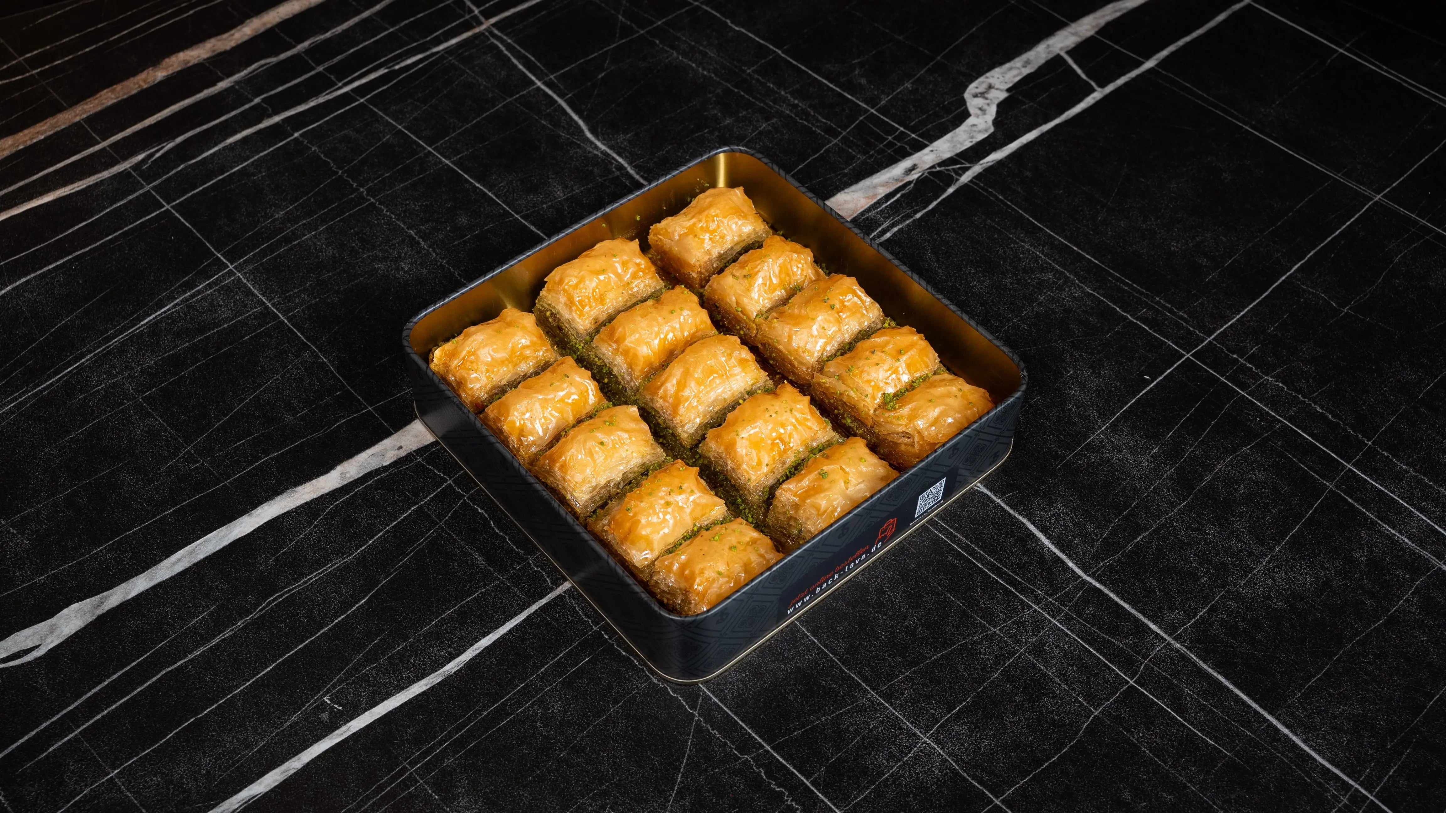 Duo Angebot - Baklava mit Pistazien und Walnüssen 