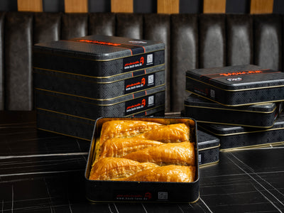 Geschenk Box 1 – Karottenschnitt Baklava mit Antep-Pistazien 