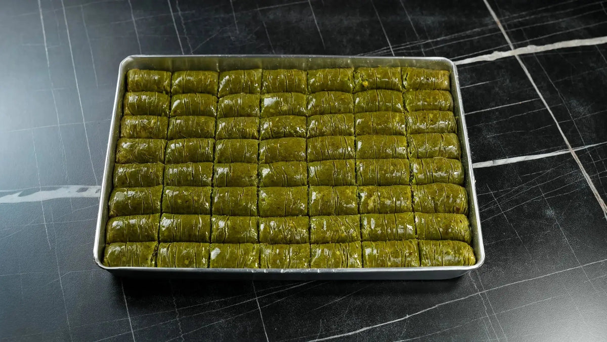 Pistachedroom Groene Sarma van Back-Lava – close-up van de hoogwaardige pistachevulling