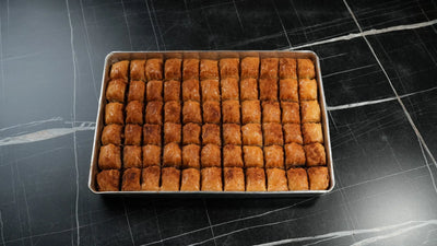 Christmas baklava by Back-Lava – close-up of the cinnamon touch and pistachio filling