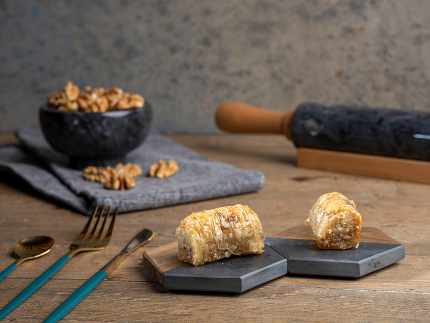 Ausgerollte Baklava mit Walnuss 